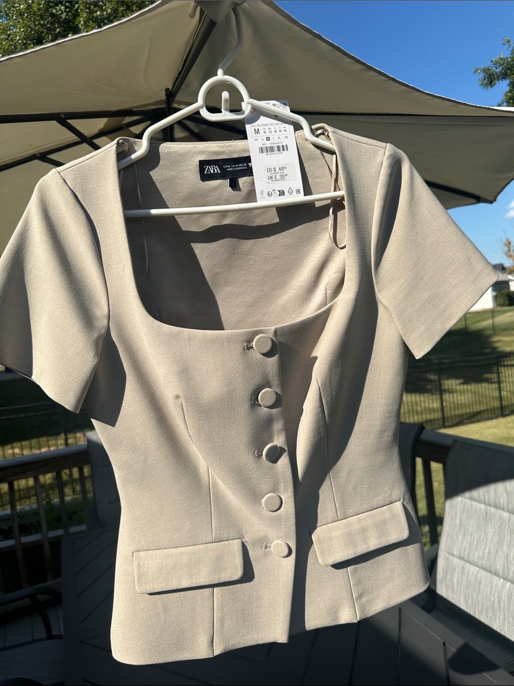 Zara Cream Short-Sleeve Tailored Buttoned Blazer